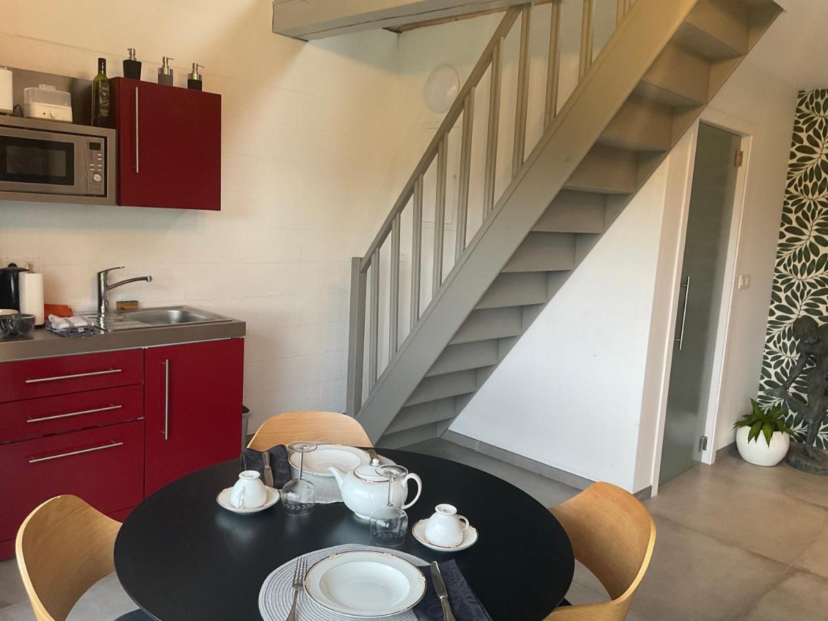 Lovely 1-Bedroom Appartement Le Joyau With Indoor Pool And Sauna Lasne Exterior foto
